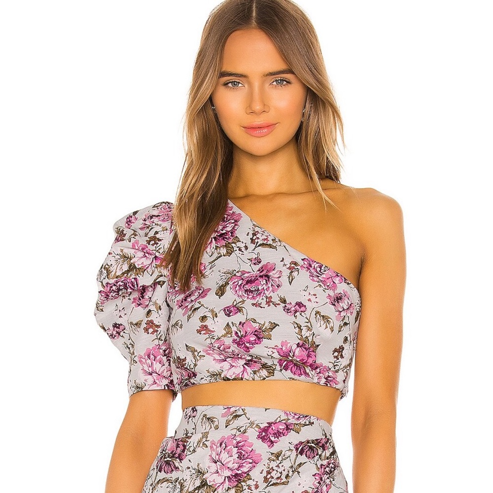 Michael Costello X Revolve Vessi Top 💗